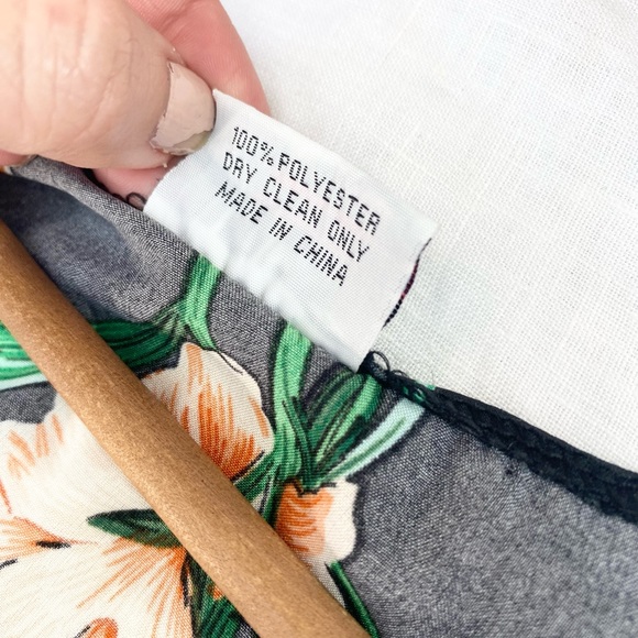 Lulla Collection by Bindya Floral Kimono - Picture 8 of 10